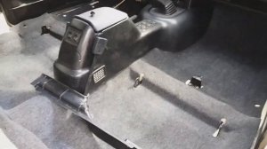 ГАЗ 2410, 31029 Волга. Установка торпеды от ГАЗ 3110 часть 9-я. Укладка ковролина.
