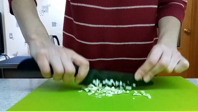 Чесночные рулетики, булочки с брынзой и зеленью - Вы полюбите этот рецепт! смотреть онлайн