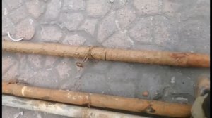 Видео ни в тему,Моя первая скважина и как я вырвал 8 метровую трубу из земли)))