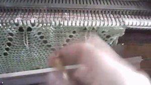 Очень красивый ажурный узор на любой вязальной машине. Вяжется легко.