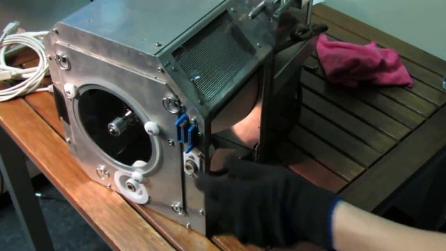 Замена лампы на проекторе Barco DP2K смотреть онлайн