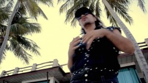 БОГДАН ТИТОМИР ДЕВОЧКА В КРАСНОМ