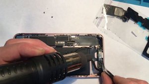 Iphone перестал заряжаться, чистка контактов не помогла.