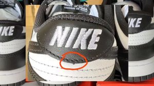 Сравнение оригинал и подделки Nike Dunk Low White/ black