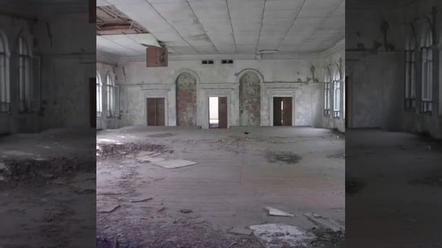 Смела. Заброшенная воинская часть. смотреть онлайн