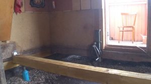 Дачный домик, замена нижней обвязки и лаг пола + новый пол.