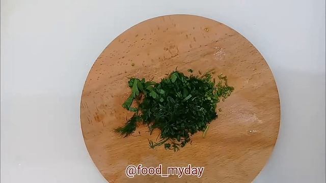 Зеленый салат с редисом: рецепт от Foodman.club