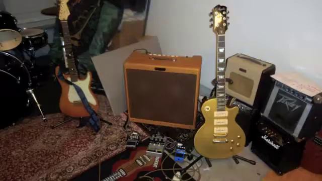 Groovin jam, another garage jam with the LilDawg 5F6A смотреть онлайн