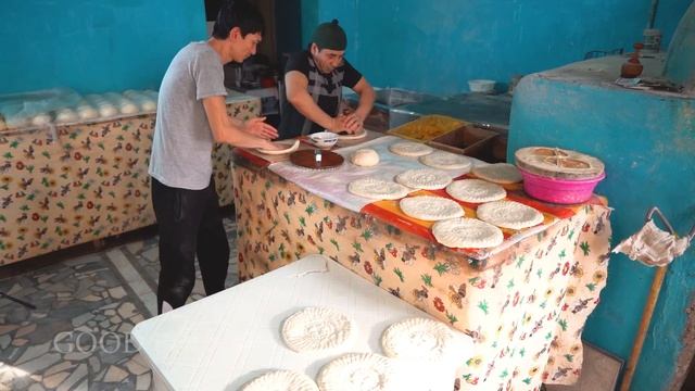 1 Тандыров | 15.000 штук Узбекский Лепешек в день | Узбекская кухня смотреть онлайн