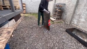 Зона костра барбекю своими руками 🔥 Как из бочки сделать барбекю и зону костра! Смотри прями сейча