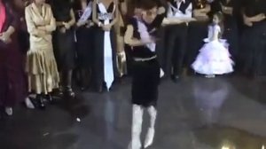 ЦЫГАНСКИЕ ДЕВУШКИ ТАНЦУЮТ