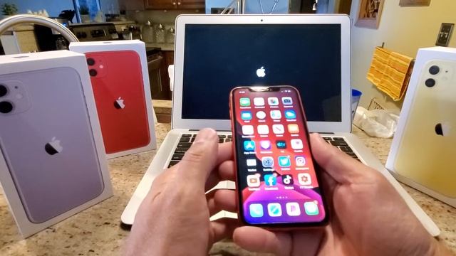 Why did I even get the iPhone 11? смотреть онлайн