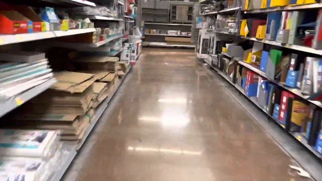 Playdays Collectibles Wednesday afternoon Hotwheels hunting at Walmart. 8.17.22 смотреть онлайн