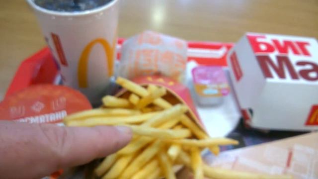 Minsk Belarus McDonalds смотреть онлайн