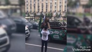 #ЧМ2018#МЕДВЕДЬ -ФАНАТ С ВУВУЗЕЛОЙ#МОСКВА#World Cup2018FOOTBALL BEAR ON the STREETS of MOSCOW
