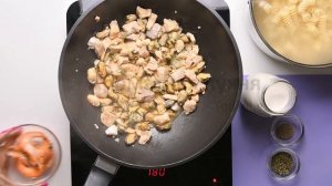 ПАСТА с морепродуктами в чесночно-сливочном соусе