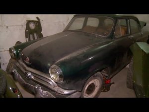 Бийчанин продаёт легенду советского автопрома - Волгу ГАЗ-21 (Будни,04.12.17г.,Бийское телевидение)