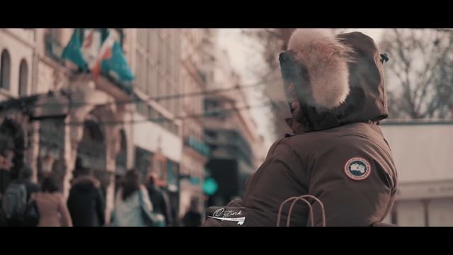 Paris in 24 hours. Filmed with Panasonic GH5 12-60 f2.8 and Leica 42.5mm f1.2 on V Log смотреть онлайн
