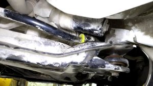 Замена втулок стабилизатора Honda Fit  кузов GD1