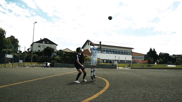 How to win Headers in Football (Kopfball) - Tacticas One90 смотреть онлайн