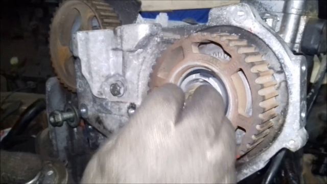 Как снять шестерню ТНВД шкив привода 1 9D 1 9DTI KANGOO ESPACE LAGUNA CLIO MASTER TRAFIC 8200 смотреть онлайн