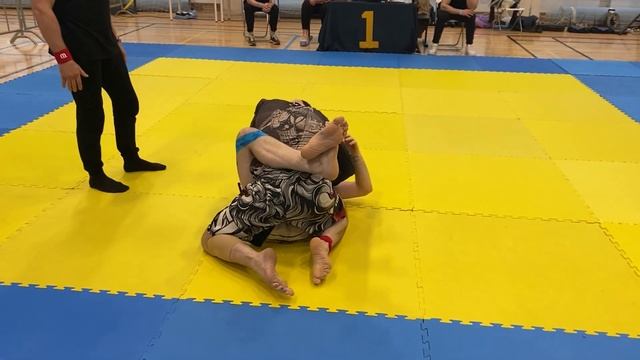 2 схватка круговая система из 3-х человек  Карен Оганесян - Васильев Максим Titan bjj