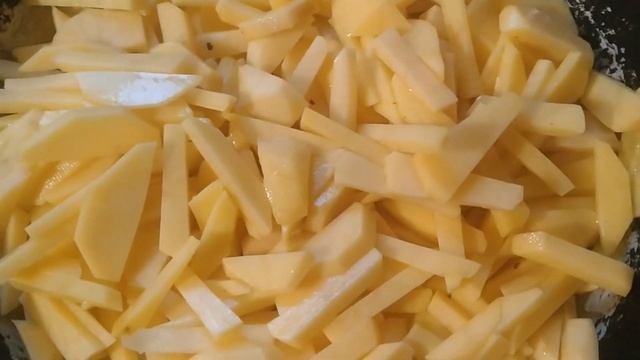 Решила приготовить жаренный картофель / немного приболела