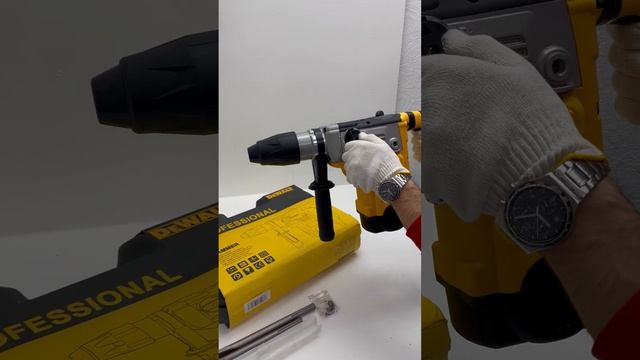 Перфоратор Dewalt 3000 SDS-Max