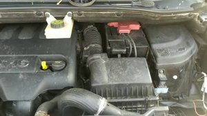 Citroen C4 Picasso OBD2 Diagnostic Port Local and Fusebox