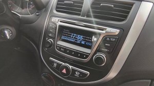 Hyundai Solaris 2015 1 4 AT ДЦ КИА