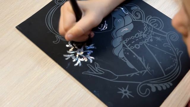 Видео для детей. Набор для творчества. Гравюра Холодное сердце. смотреть онлайн