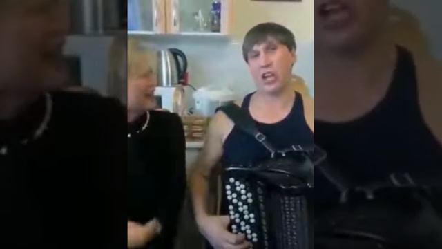 Мы за дружбу народов, так сказал Великий Ленин! смотреть онлайн