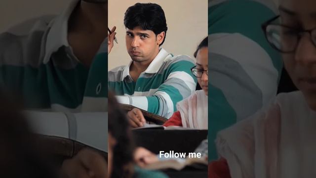 eye contact. #shershaah #sidharthmalhotra #bollywood #sidmalhotra #marjaavaan #kiaraadvani #sidi