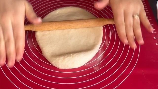 Se hai 1 uovo, farina e latte prepara questa deliziosa ricetta! Sofficissimi e buonissimi. смотреть онлайн