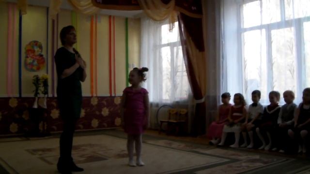 Номер мамы и дочки на весеннем утреннике смотреть онлайн