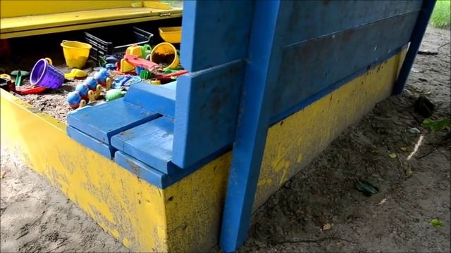 Песочница своими руками.Пісочниця -трансформер. Как сделать раскладную песочницу смотреть онлайн