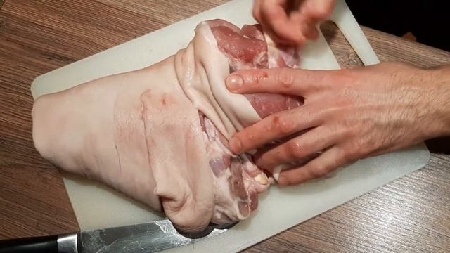 Как Вкусно запечь Рульку в духовке /  Свиная Рулька запечённая в фоьге