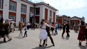 Неизвестен 8. Историческая реконструкция «Майский вальс»