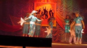 танец : Я странный человек