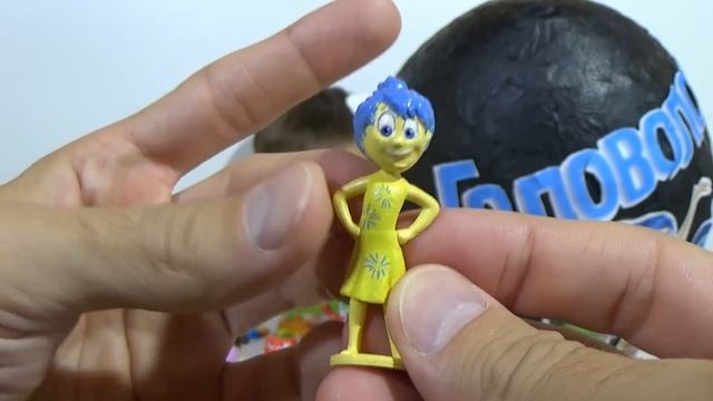 Большое яйцо сюрприз