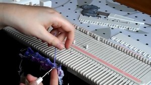 Петушок на вязальной машине Silver Reed LK150 (Сильвер рид ЛК 150) или спицами