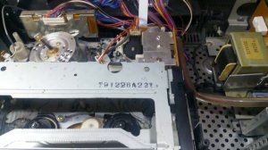 видеомагнитофон HITACHI VHS