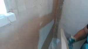 как отшпаклевать стену самому