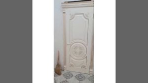 Двери с капителями, установка.