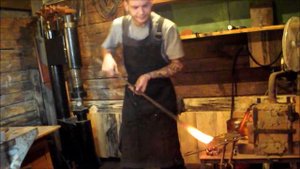 Ковка на мех. молоте! (Делаем звук на минимум)