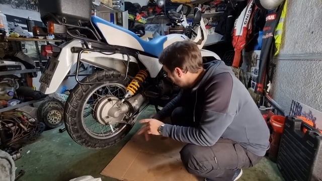 Cambiar Embrague y Retén caja de cambios BMW R100 GS Tutoriales