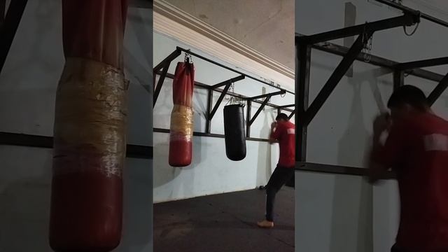 рабочая боксёрская комбинация #boxing #кикбоксинг #мма #комбинации #бокс