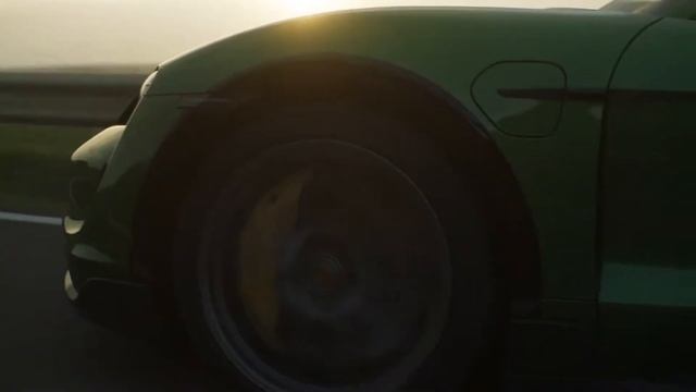 2022 Porsche Taycan Cross Turismo смотреть онлайн