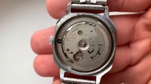 Видеообзор на раритетные часы Ракета 2616 с одинарным календарем и автоподзаводом начала 1970-х ПЧЗ