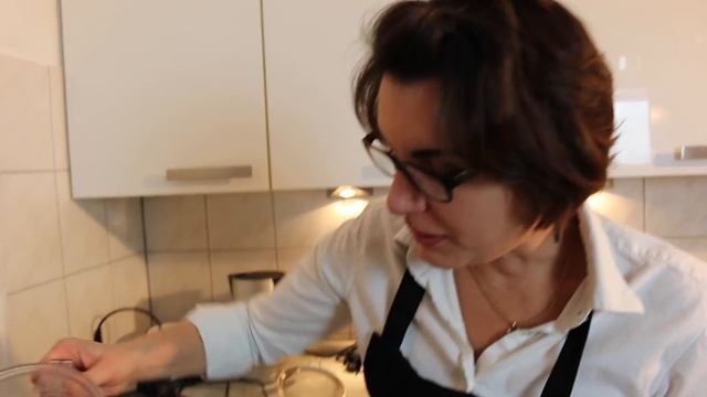 Мозарелла по вегански. Капрезе из веганской мозареллы. смотреть онлайн